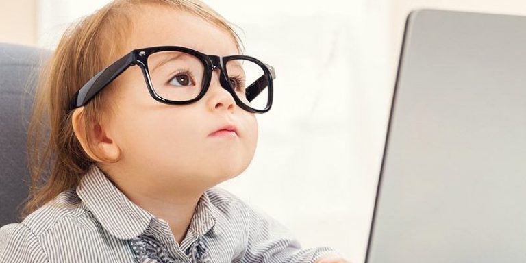 CẬN THỊ LÀ GÌ? NGUYÊN VÀ CÁC DẤU HIỆU NHẬN BIẾT CẬN THỊ